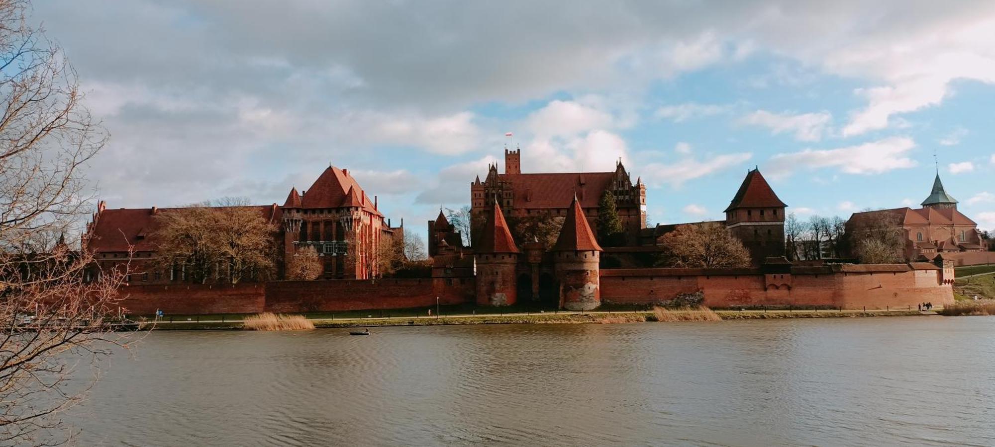 Malbork ,,Na Poddaszu" Apartment Exterior photo